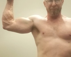 Swinger Hotwife Cuckold Tucson-South AZ - Icarus
