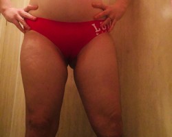 - Londonkycpl4 Photo