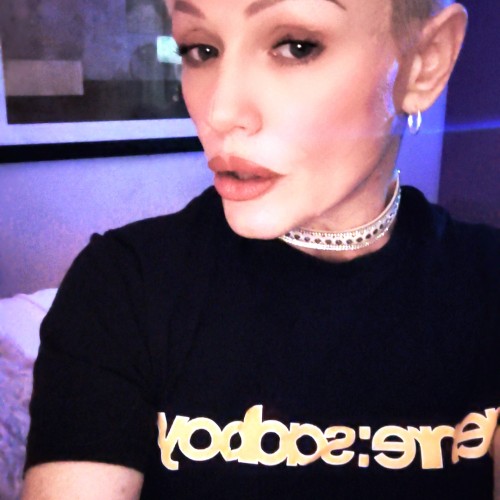 kinkykhloeD: Swingers Hotwife Cuckold