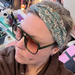 Indianapolis swinger hotwife & cuckold profile – Coupleoffucks on Rocktie