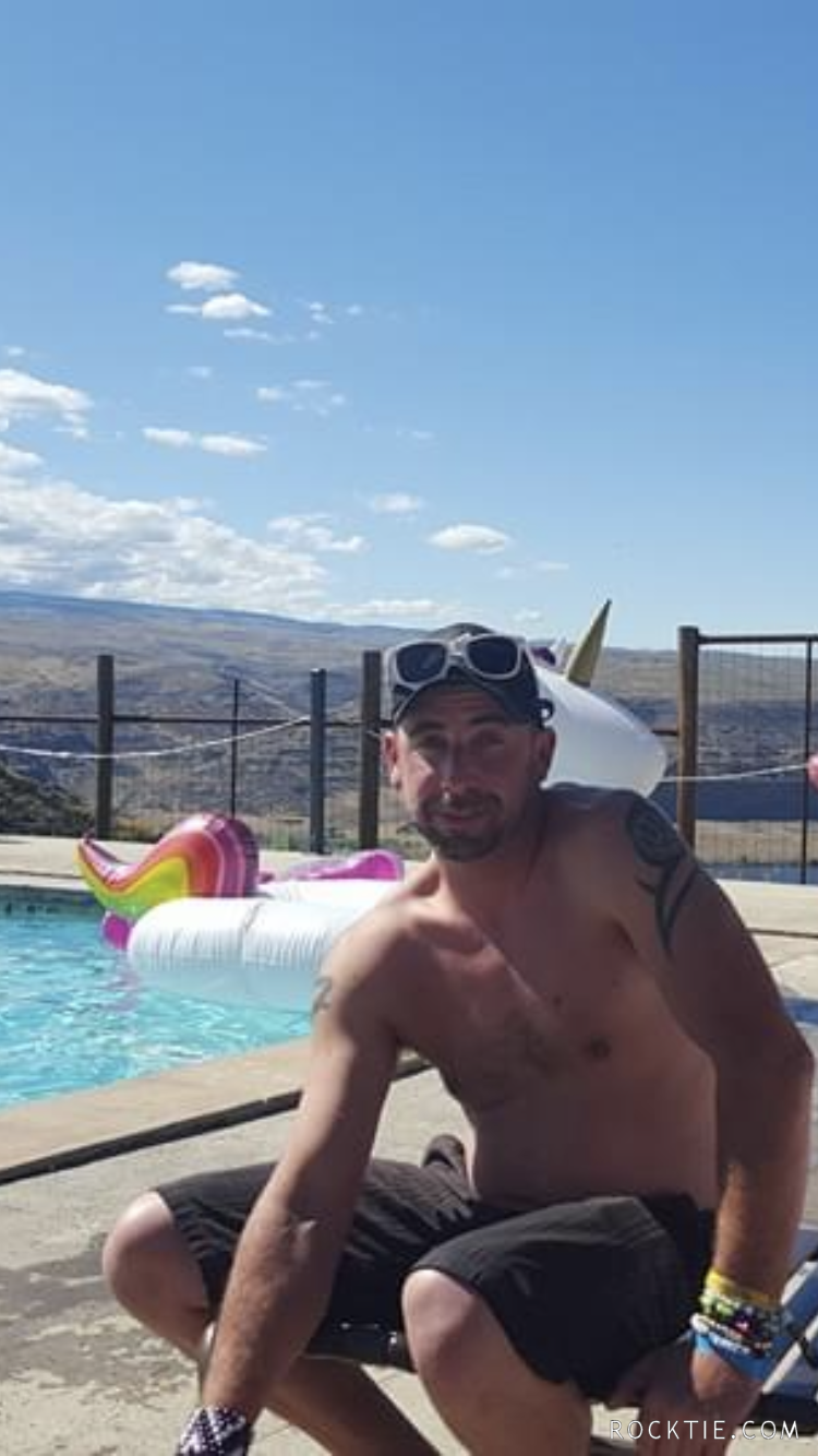 Swingers Hotwife Cuckold Seattle - BrianJessCuck