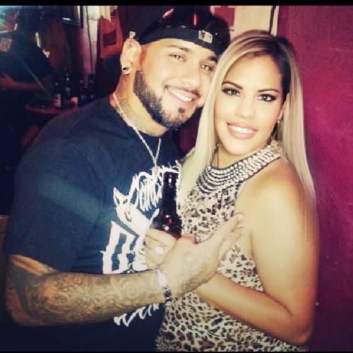 SugaBee: Swingers Hotwife Cuckold