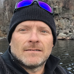 Toronto swinger hotwife & cuckold profile – Linguslover on Rocktie