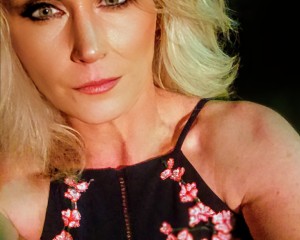 Swinger Hotwife Cuckold User