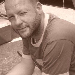 VikingMag: Swingers Hotwife Cuckold