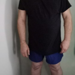 Chattanooga swinger hotwife & cuckold profile – MickLobe on Rocktie