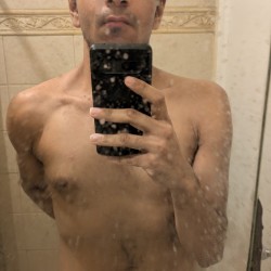 NYC swinger hotwife & cuckold profile – Sam28 on Rocktie