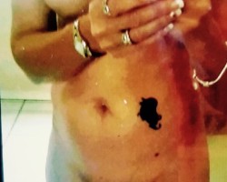  - Maturehotwife Photo