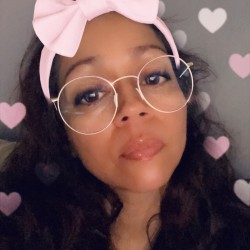 Elgin swinger hotwife & cuckold profile – Princessa38 on Rocktie