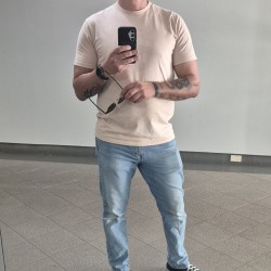 Sydney swinger hotwife & cuckold profile – LowkeyLover1 on Rocktie