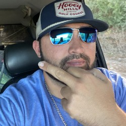 Houston swinger hotwife & cuckold profile – Wwaldo276 on Rocktie