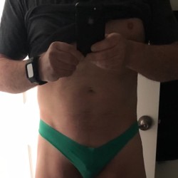 Reno-Tahoe swinger hotwife & cuckold profile – MAddams93546 on Rocktie