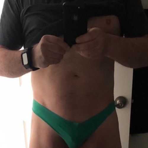 MAddams93546: Swingers Hotwife Cuckold