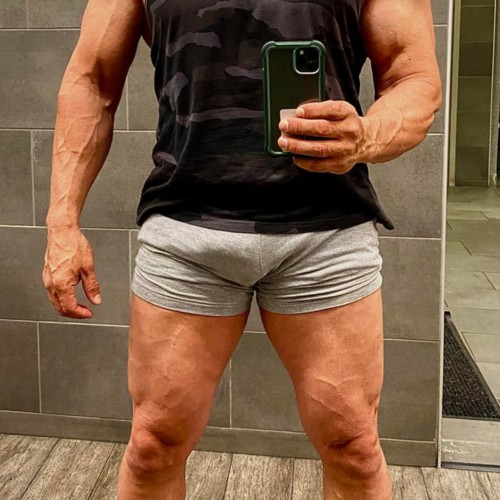 JohnnyTee1962: Swingers Hotwife Cuckold