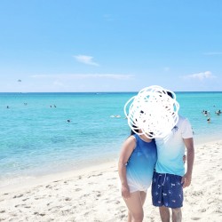 Couplelatin25: Swingers Hotwife Cuckold