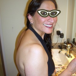 Seattle swinger hotwife & cuckold profile – BrownCouple on Rocktie
