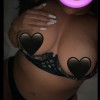 Laredo-Del Rio swinger hotwife & cuckold profile – LaredoHotwife40 on Rocktie