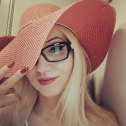 Official_Xandra: Swingers Hotwife Cuckold