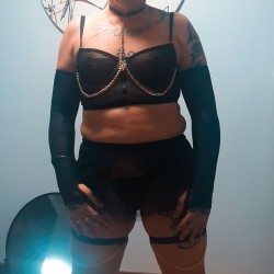 Shepparton - Mooroopna swinger hotwife & cuckold profile – Sarahjane9789 on Rocktie