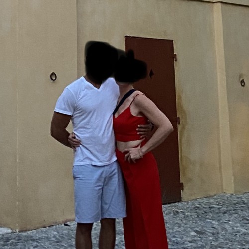 Newtothis23: Swingers Hotwife Cuckold