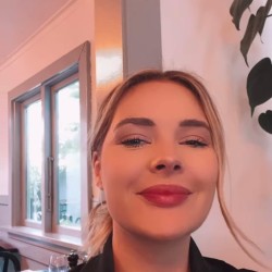 Ella73444: Swingers Hotwife Cuckold