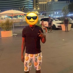 Atlanta swinger hotwife & cuckold profile – Lv1711 on Rocktie