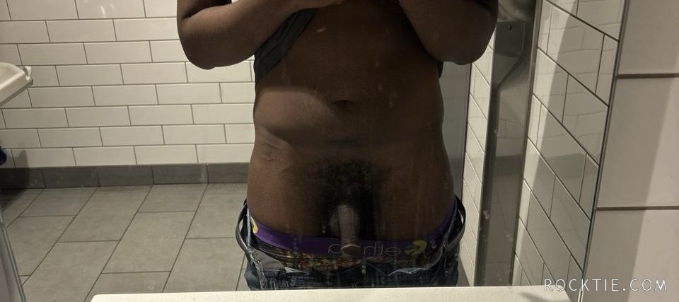 23 year old bull looking for fun