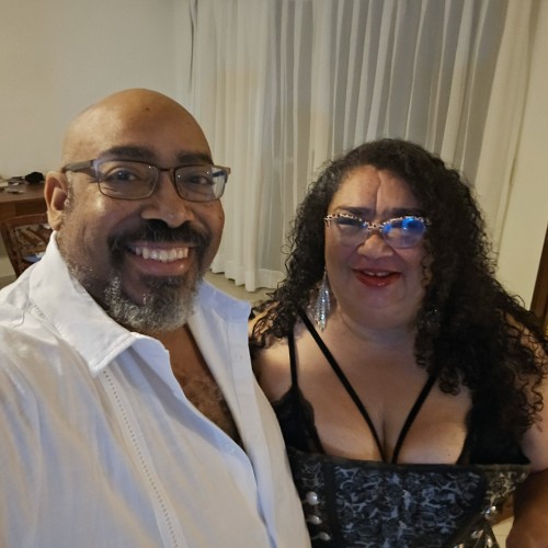 GoodGrrl_BADGUY: Swingers Hotwife Cuckold