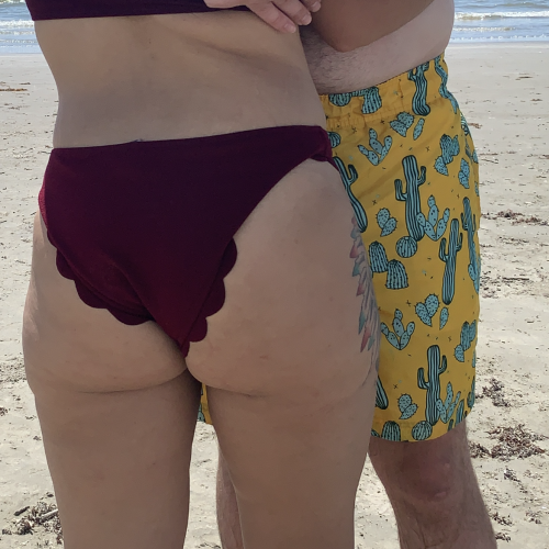 CutiecoupleseekF: Swingers Hotwife Cuckold