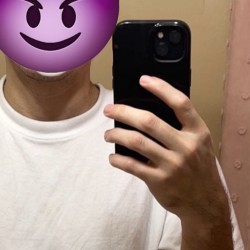 Chicago swinger hotwife & cuckold profile – emile-a239 on Rocktie