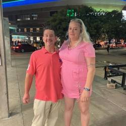 Lawton swinger hotwife & cuckold profile – BlueDevils4U on Rocktie