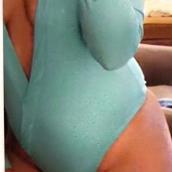 Kansas City swinger hotwife & cuckold profile – Wifehasneeds on Rocktie