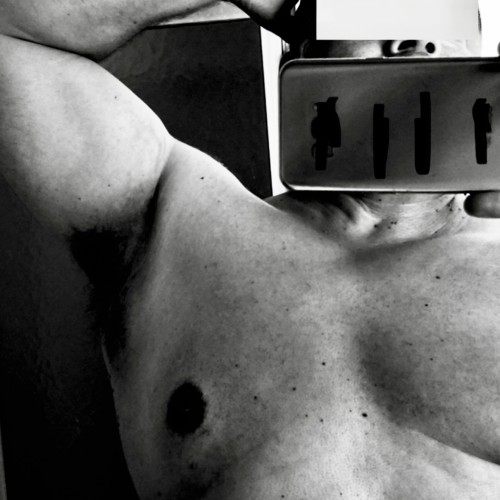 Los Angeles swinger hotwife & cuckold profile – JohnBullLA on Rocktie