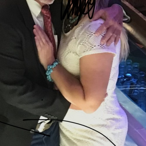 Tulsa swinger hotwife & cuckold profile – Funguy on Rocktie