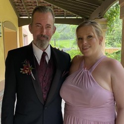 Richmond swinger hotwife & cuckold profile – romi63 on Rocktie