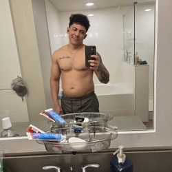 Austin swinger hotwife & cuckold profile – JM23 on Rocktie