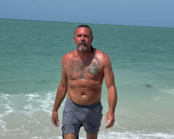 Swinger Hotwife Cuckold Jacksonville - BeachBum