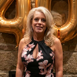 Melbourne swinger hotwife & cuckold profile – BuzzL on Rocktie