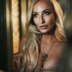 Kinkdelor: Swingers Hotwife Cuckold