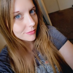 Sacramento swinger hotwife & cuckold profile – Cheatinghusband on Rocktie