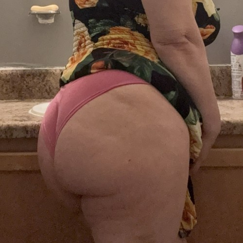 MemphisBlondie: Swingers Hotwife Cuckold