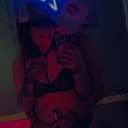 Jess.Sam22: Swingers Hotwife Cuckold
