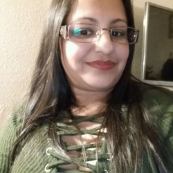 Houston swinger hotwife & cuckold profile – JessnBecca on Rocktie