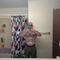 Fort Collins swinger hotwife & cuckold profile – Lucky88 on Rocktie