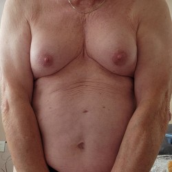 Philadelphia swinger hotwife & cuckold profile – luv4lust43 on Rocktie