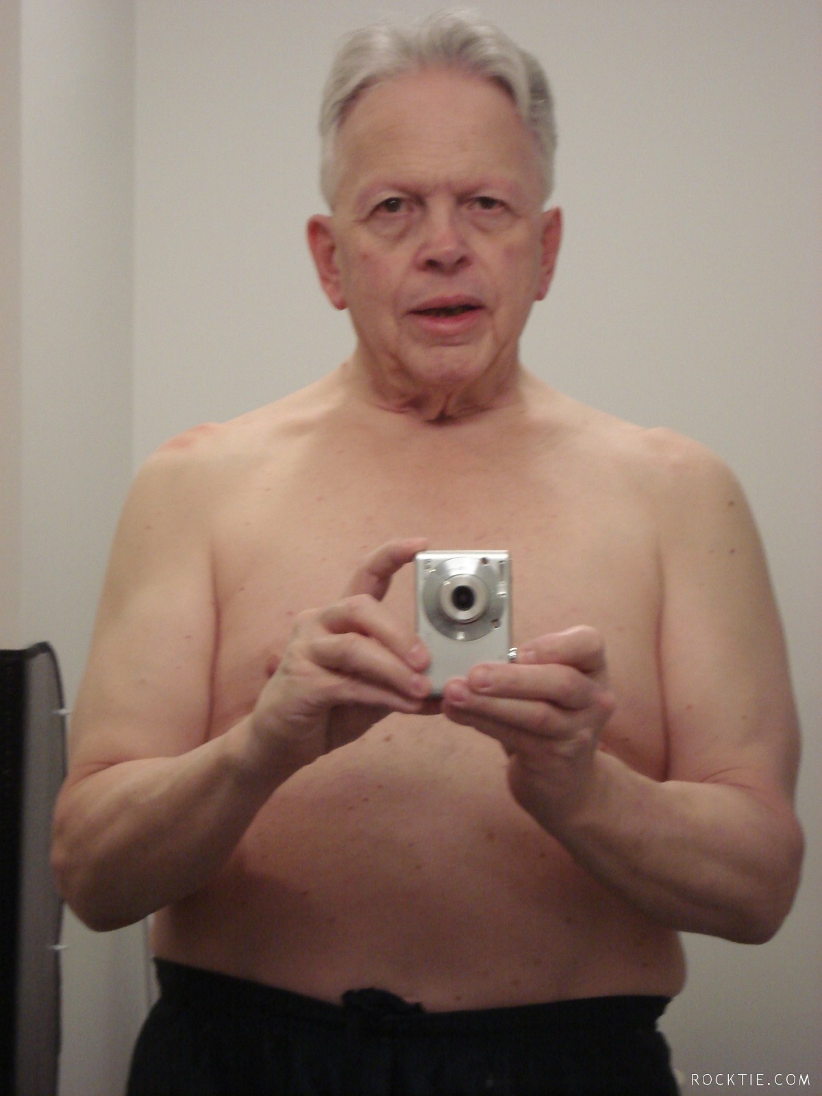happyfunguy222 member profile in Chilliwack, British Columbia