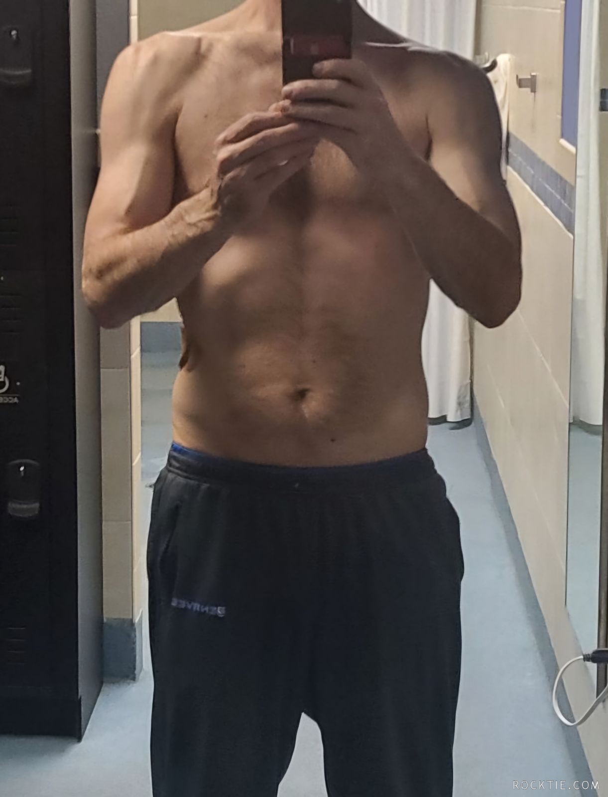 Looking for a couple wanting to spice up their night