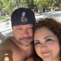 Fuego: Swingers Hotwife Cuckold