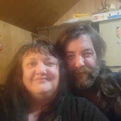 Seattle swinger hotwife & cuckold profile – Myass on Rocktie