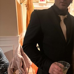 Boston swinger hotwife & cuckold profile – dc32085 on Rocktie